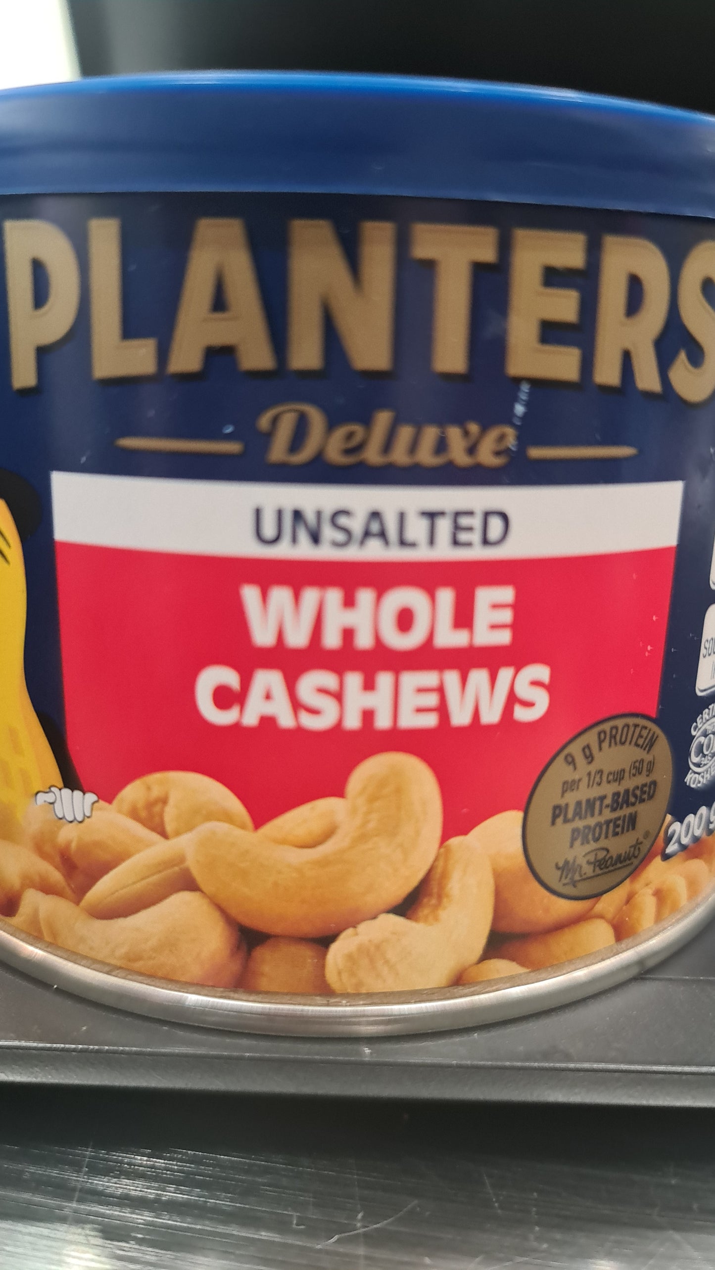 Planters WHOLE CASHEWS 200g