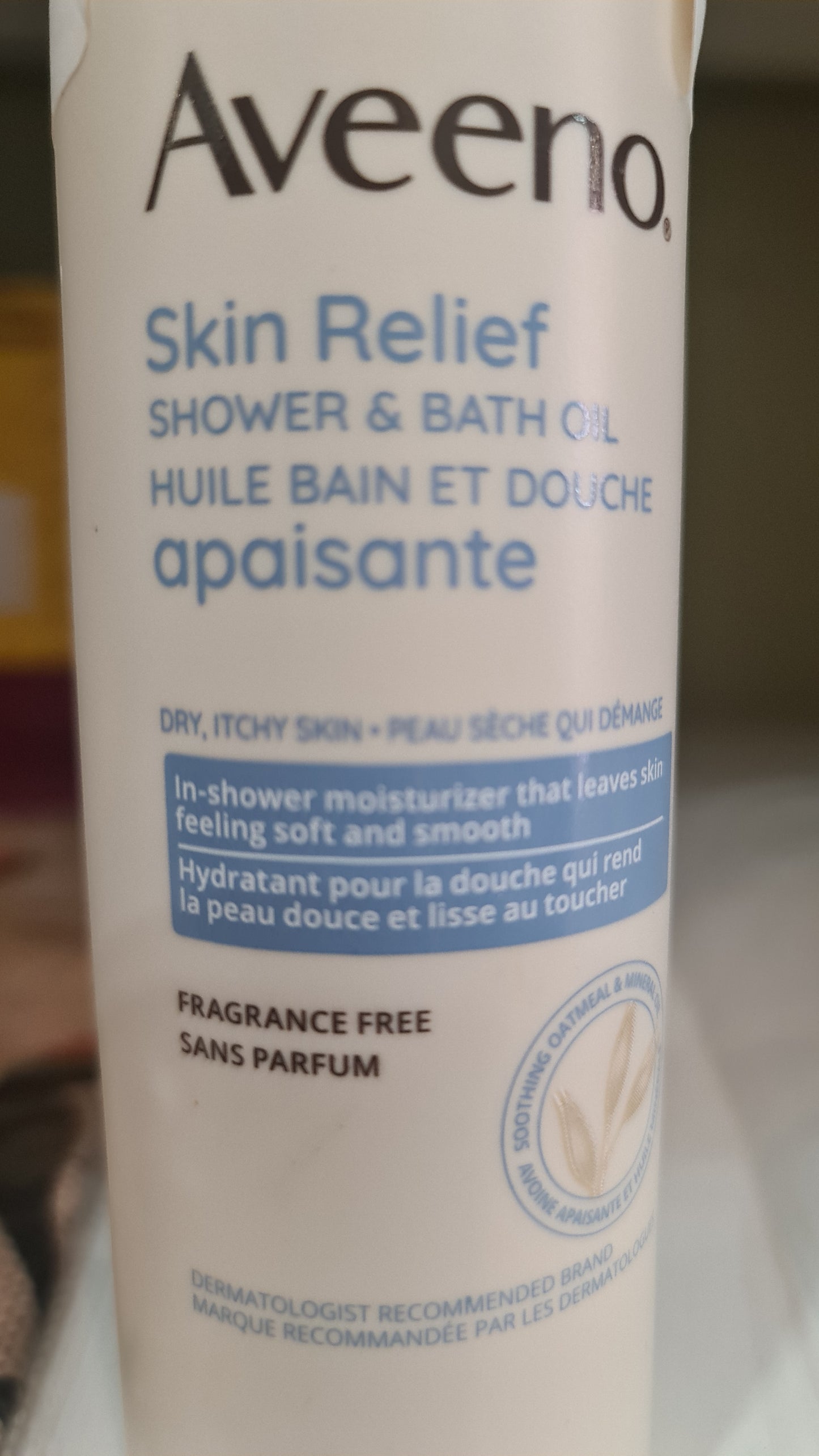 Aveeno Daily moisturizing shower & bath OIL 295ML