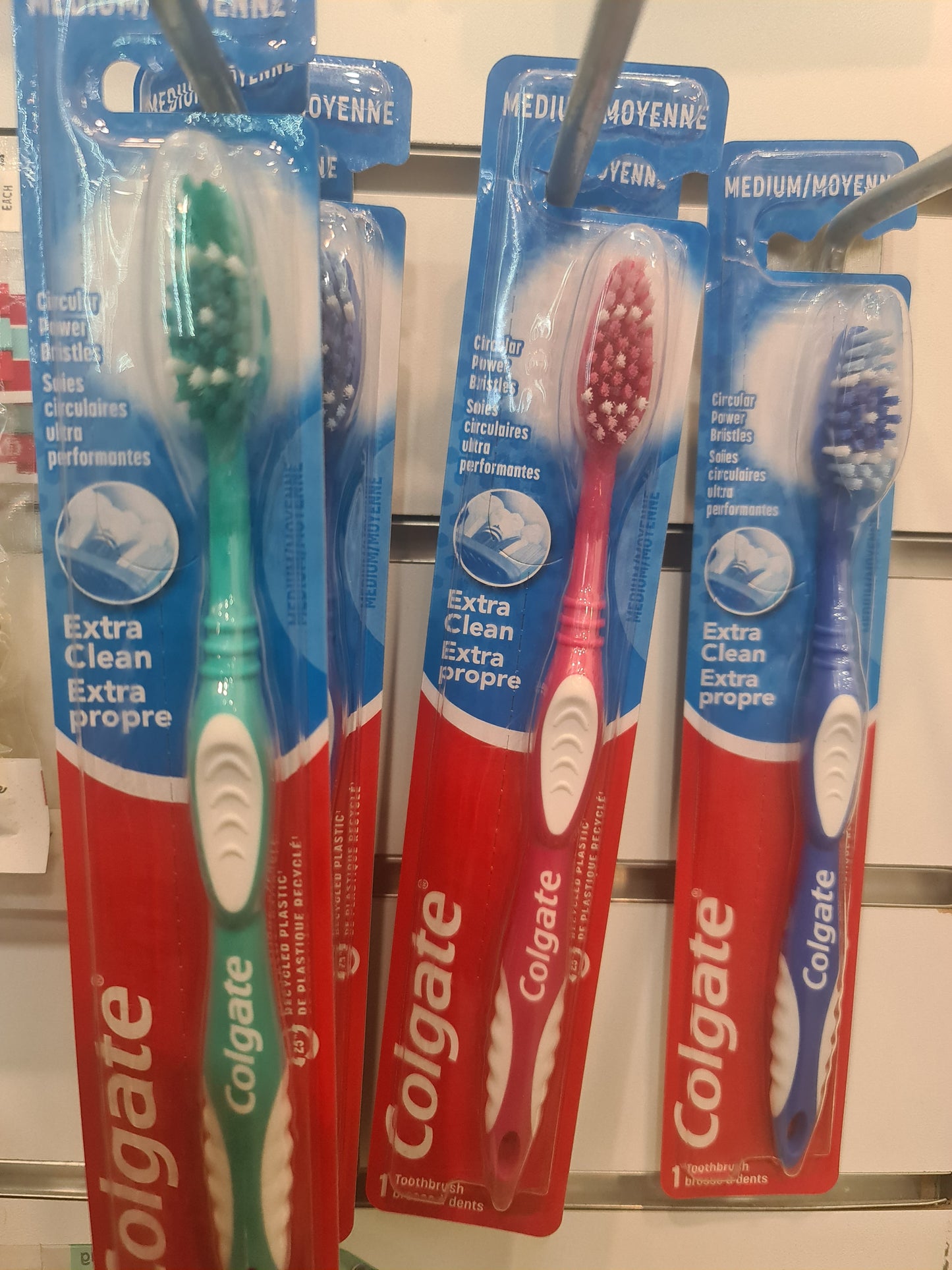 Colgate toothbrush medium