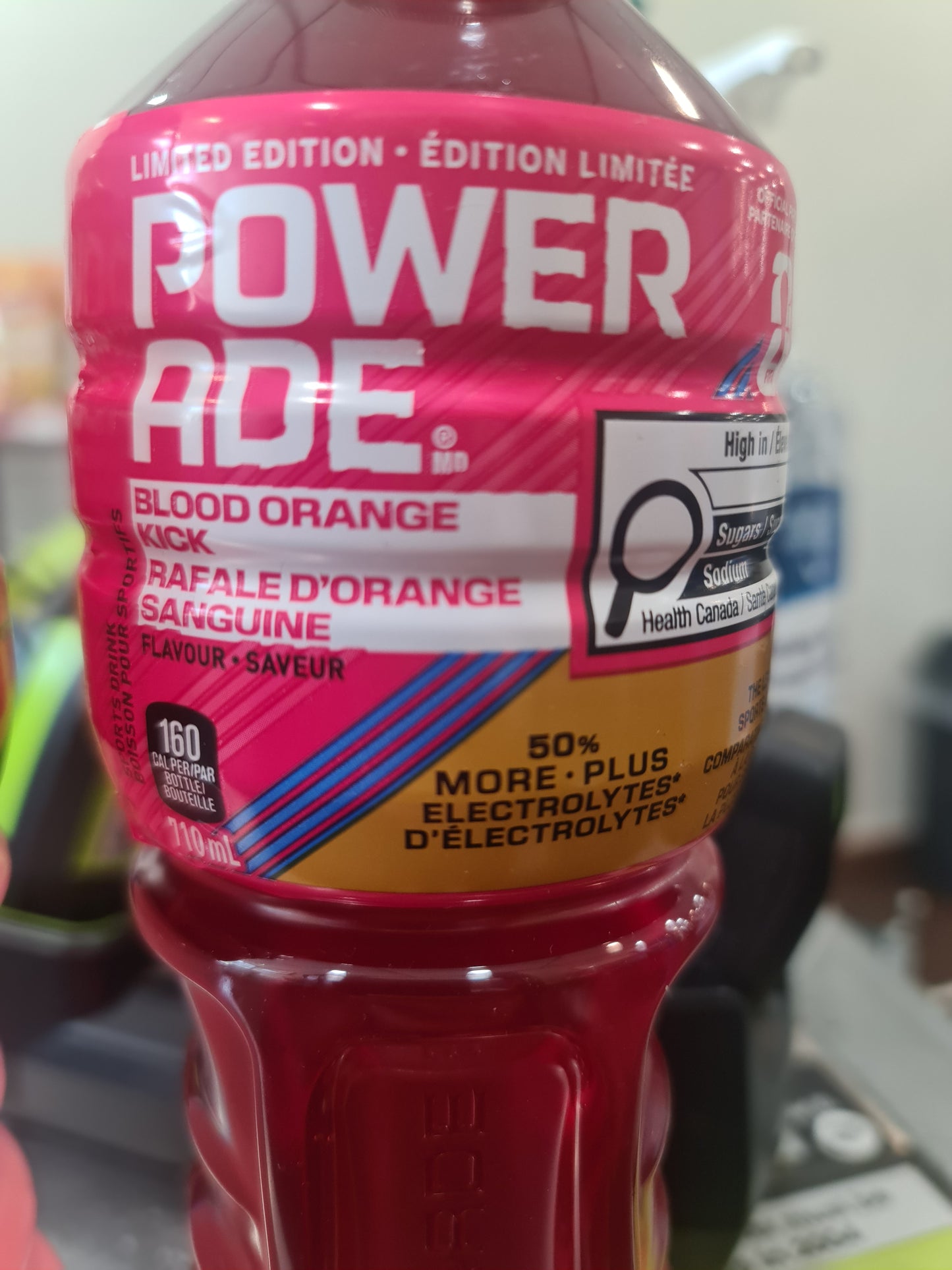 Power ADE blood Orange 710ml