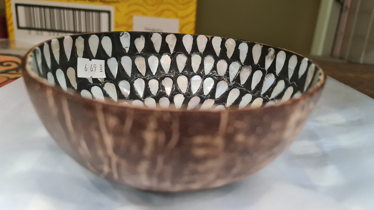 VN coconut-shell bowl