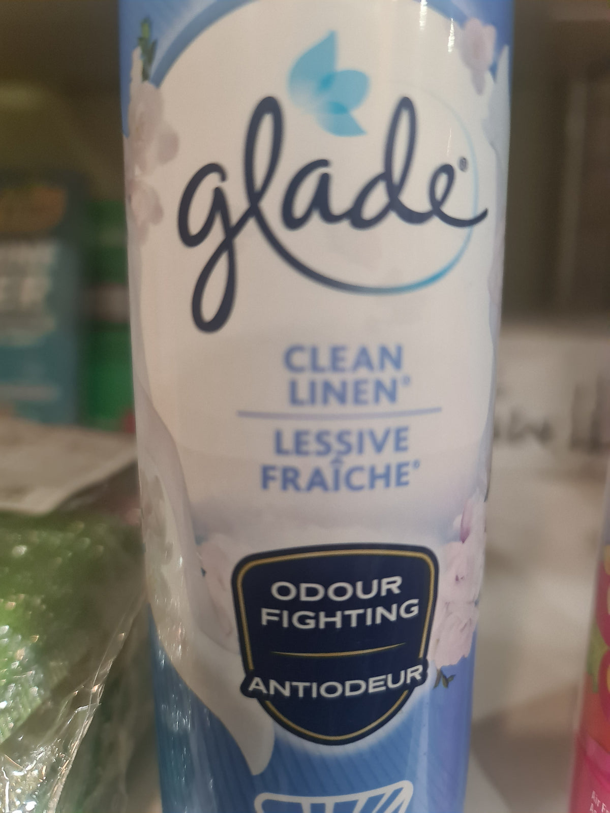 Glade clean linen Air freshener 235g