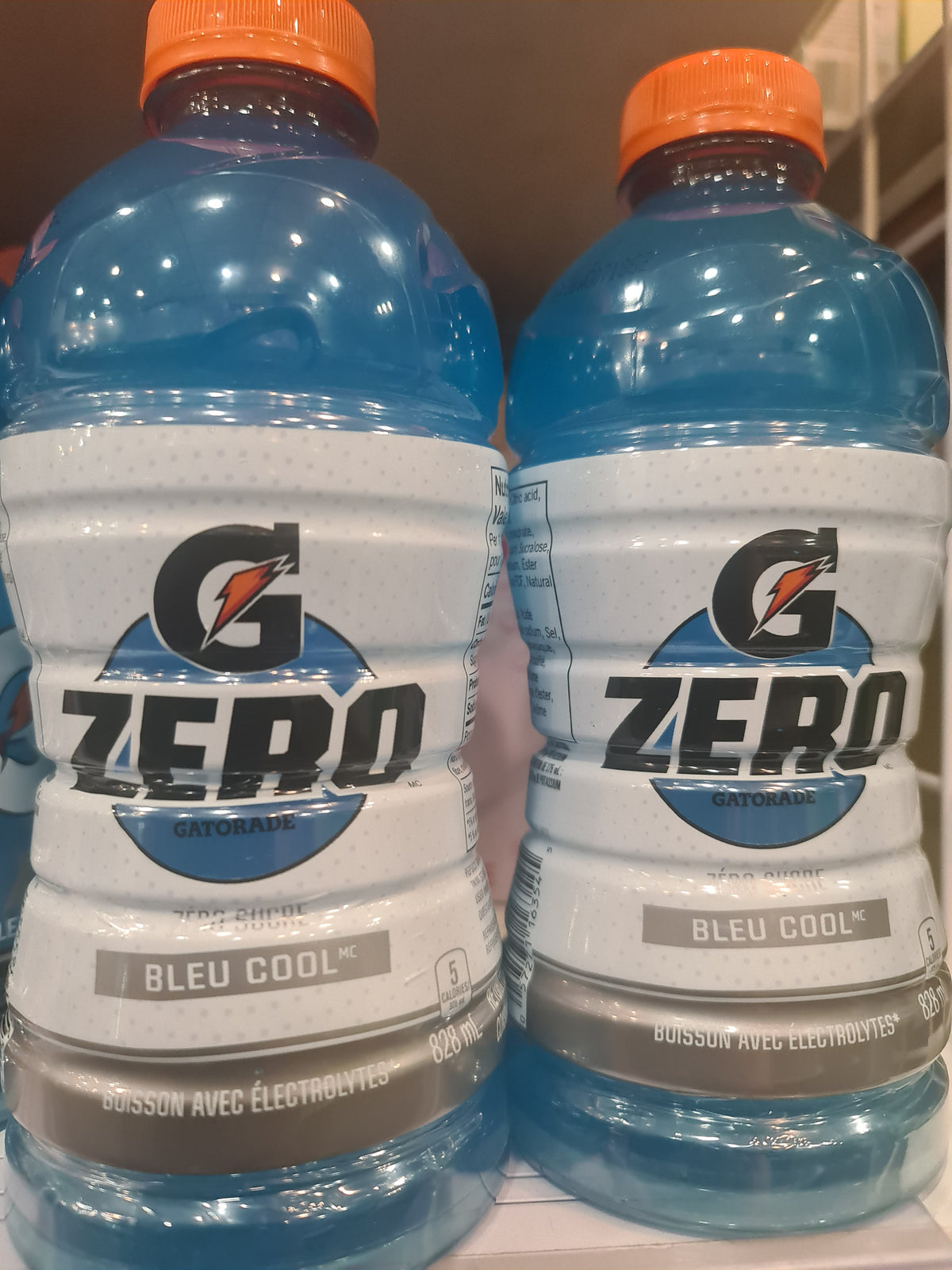 Pepsi GATORADE sport drink COOL BLUE zero 828ml