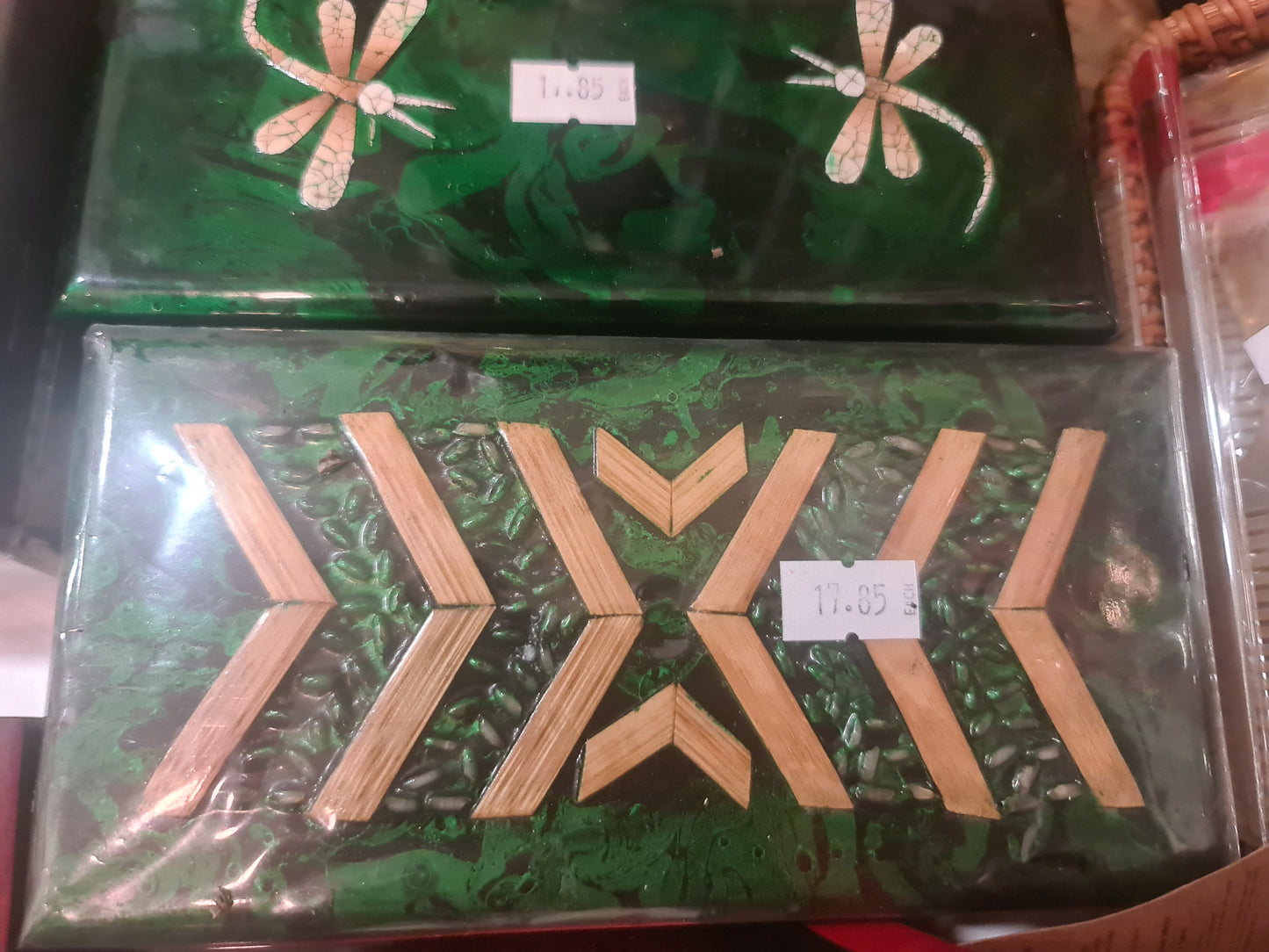 VN lacquered jewelry box medium s
