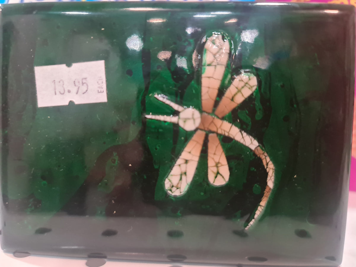 1 VN lacquered jewelry box small